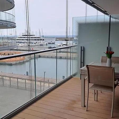 Waterfront Experience * Genoa